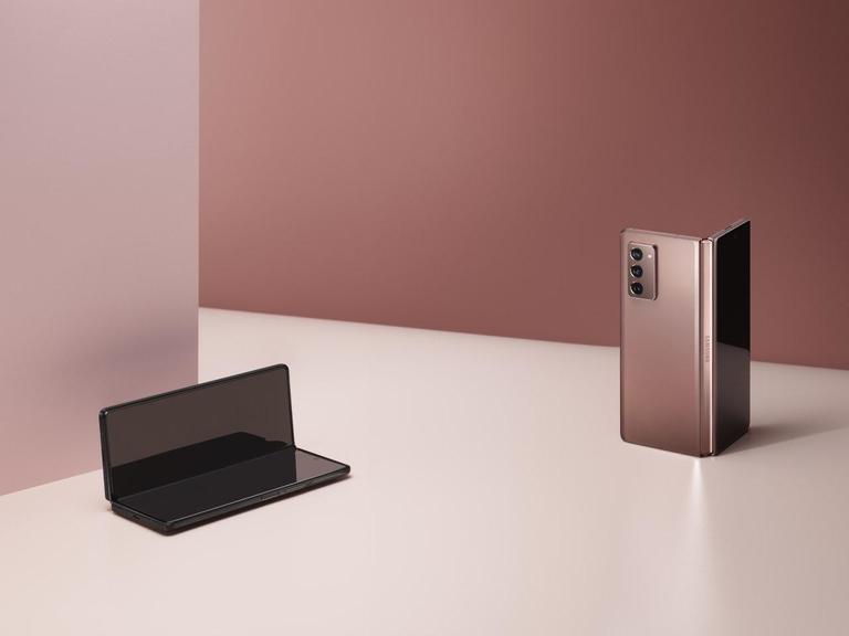 Cómo maximizar tu Galaxy Z Fold2 para trabajar y jugar