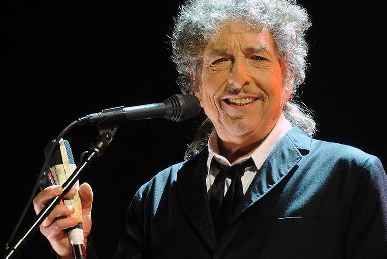 Bob Dylan vende su catálogo completo de 600 canciones al grupo Universal