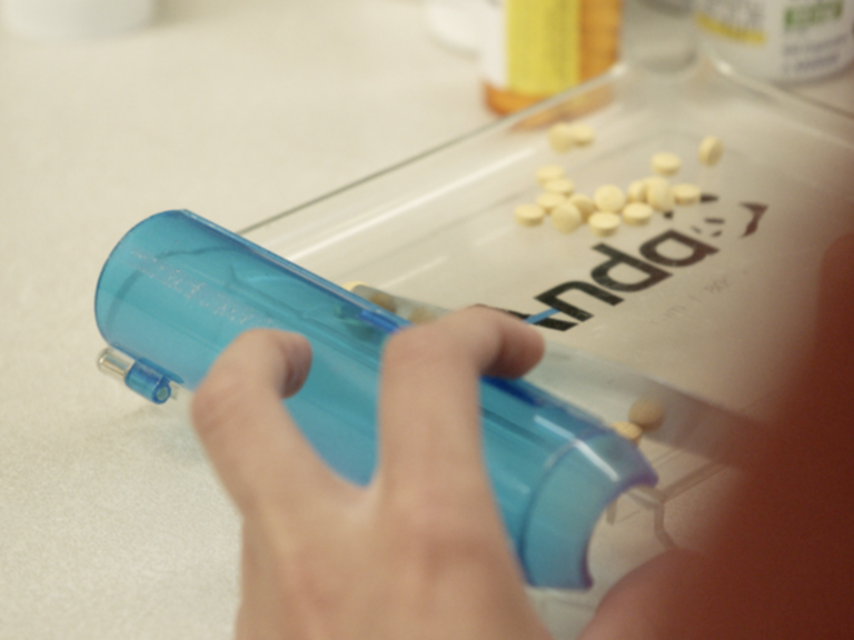 ‘El Crimen del Siglo’, una investigación que revela los engranajes internos de la industria multimillonaria detrás de la epidemia de los opioides, estrena 