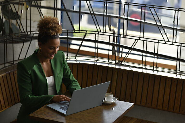 Trabajadores remotos e híbridos: lo que no has pensado de tu laptop