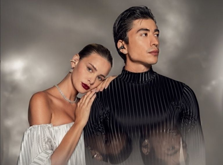 Motorola amplía su ecosistema de dispositivos con los nuevos moto watch fit y moto buds loop, con tecnología Sound by Bose y cristales Swarovski