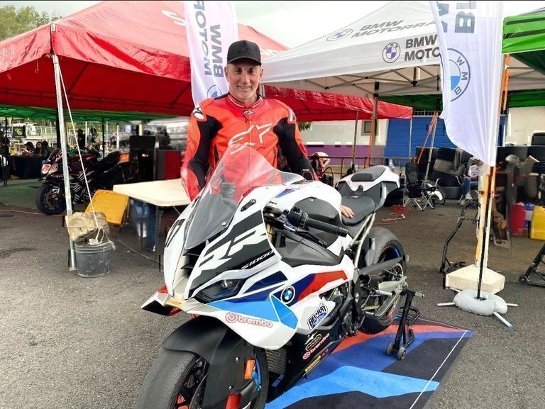 El piloto Iván Sala debutó con motocicleta BMW S 1000 RR en la segunda fecha del Campeonato AMA SuperBike