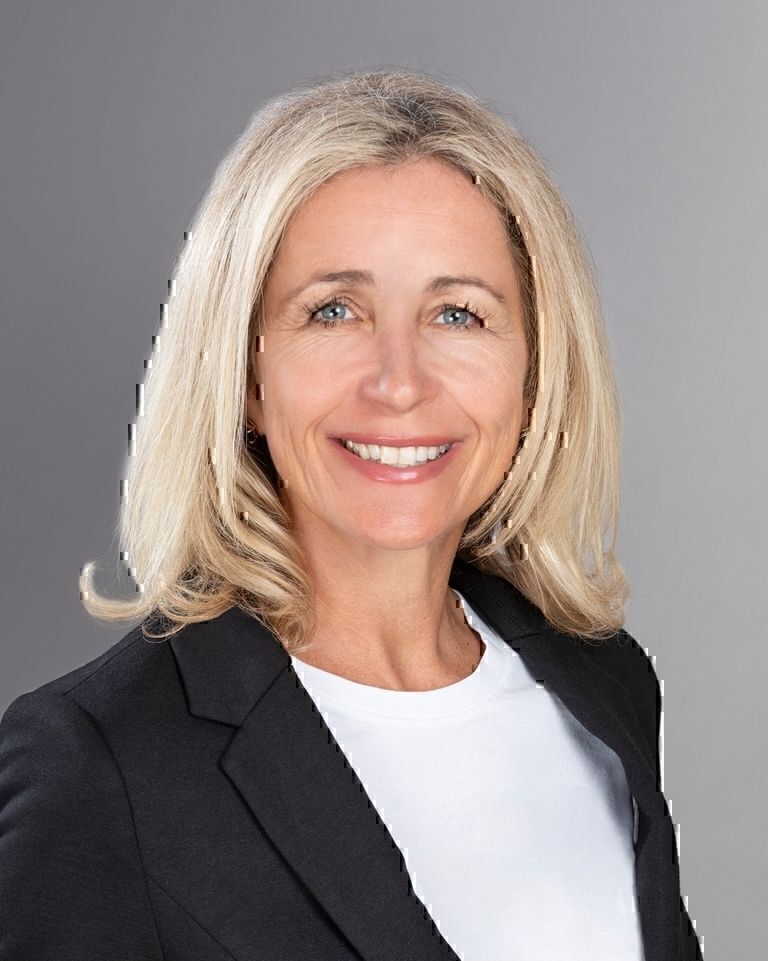 Deidre Deacon y Nury Lavandier de ViewSonic destacadas en la lista de Mujeres del Canal 2025