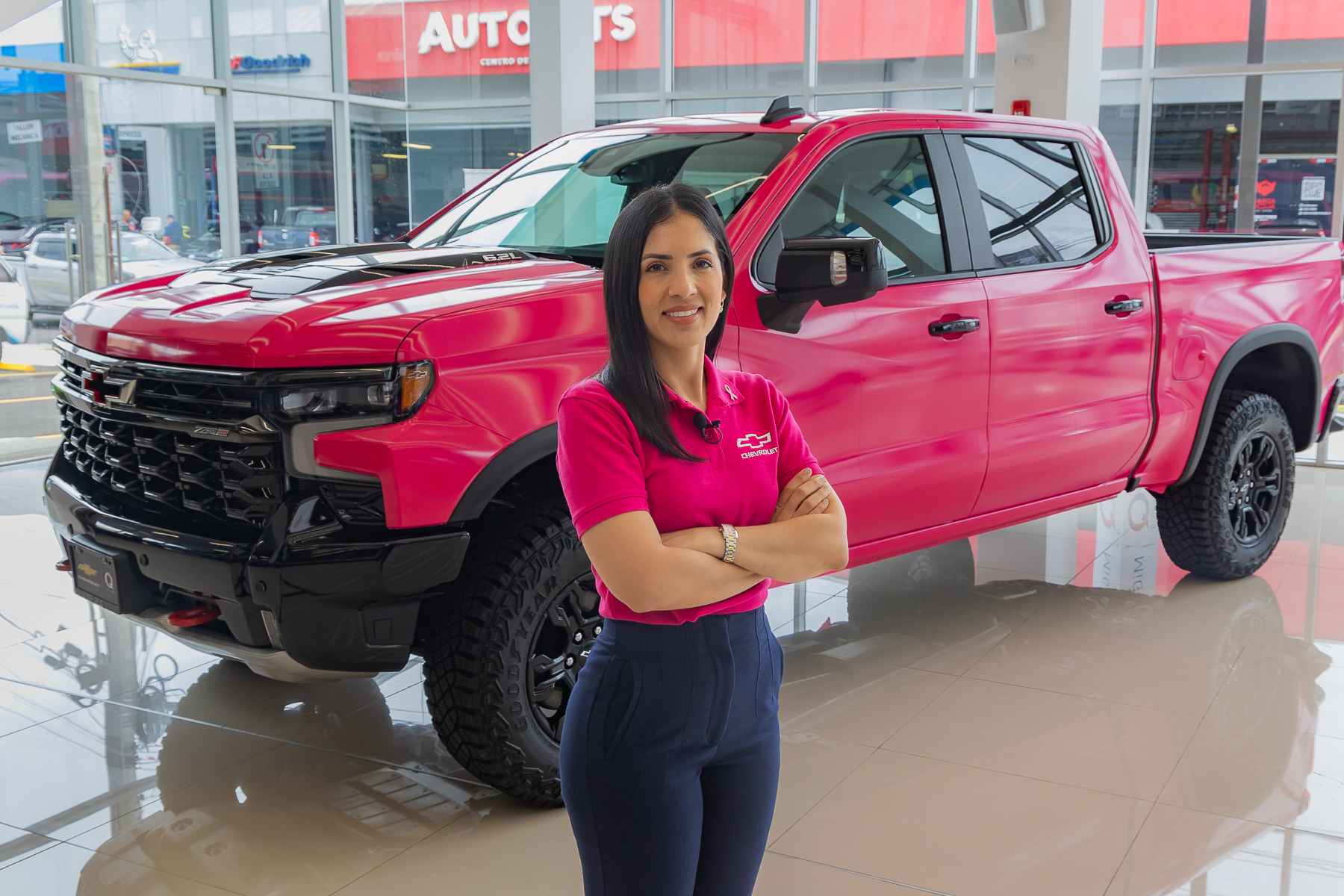 Chevrolet dona sillones clínicos a hospital de Cartago