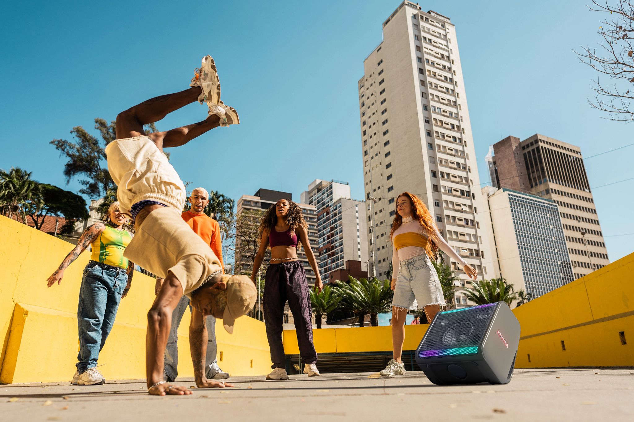 Tendencia Black Season: cómo cambia la forma de regalar tecnología en 2025