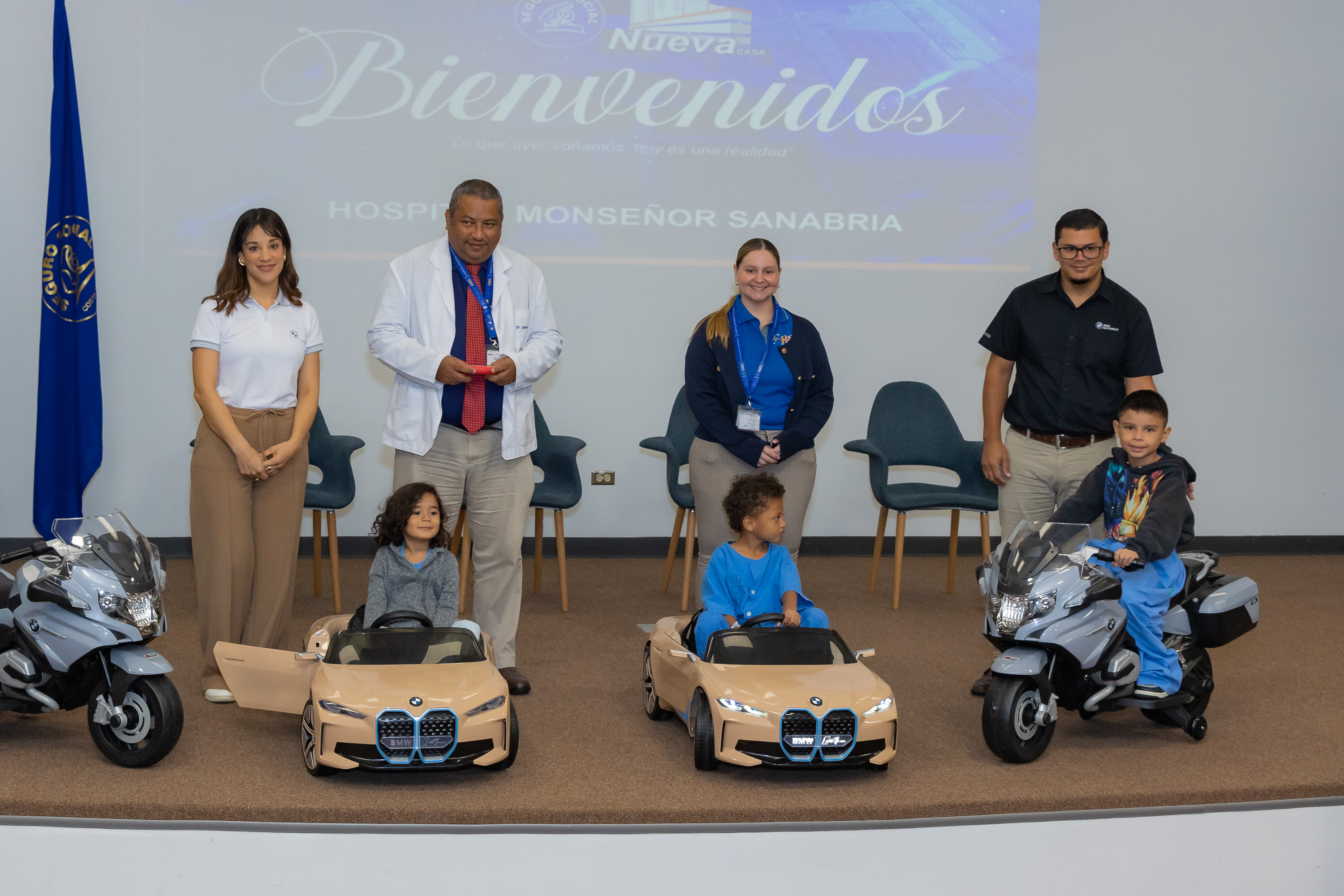 Red Motors dona vehículos infantiles al Hospital Monseñor Sanabria