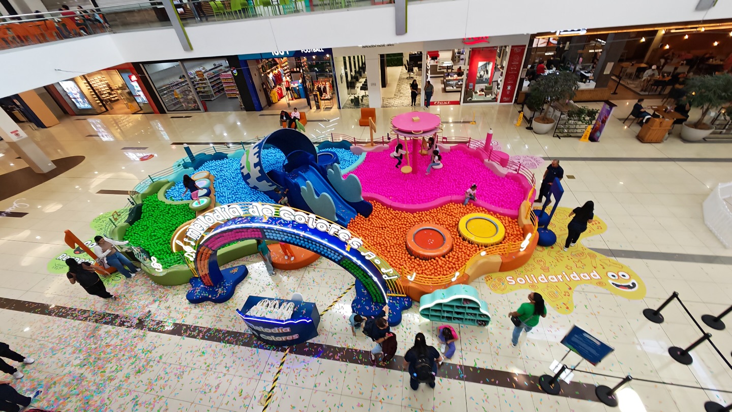 Lincoln Plaza sorprende estas vacaciones con “Melodía de Colores”, un parque sensorial que refuerza valores