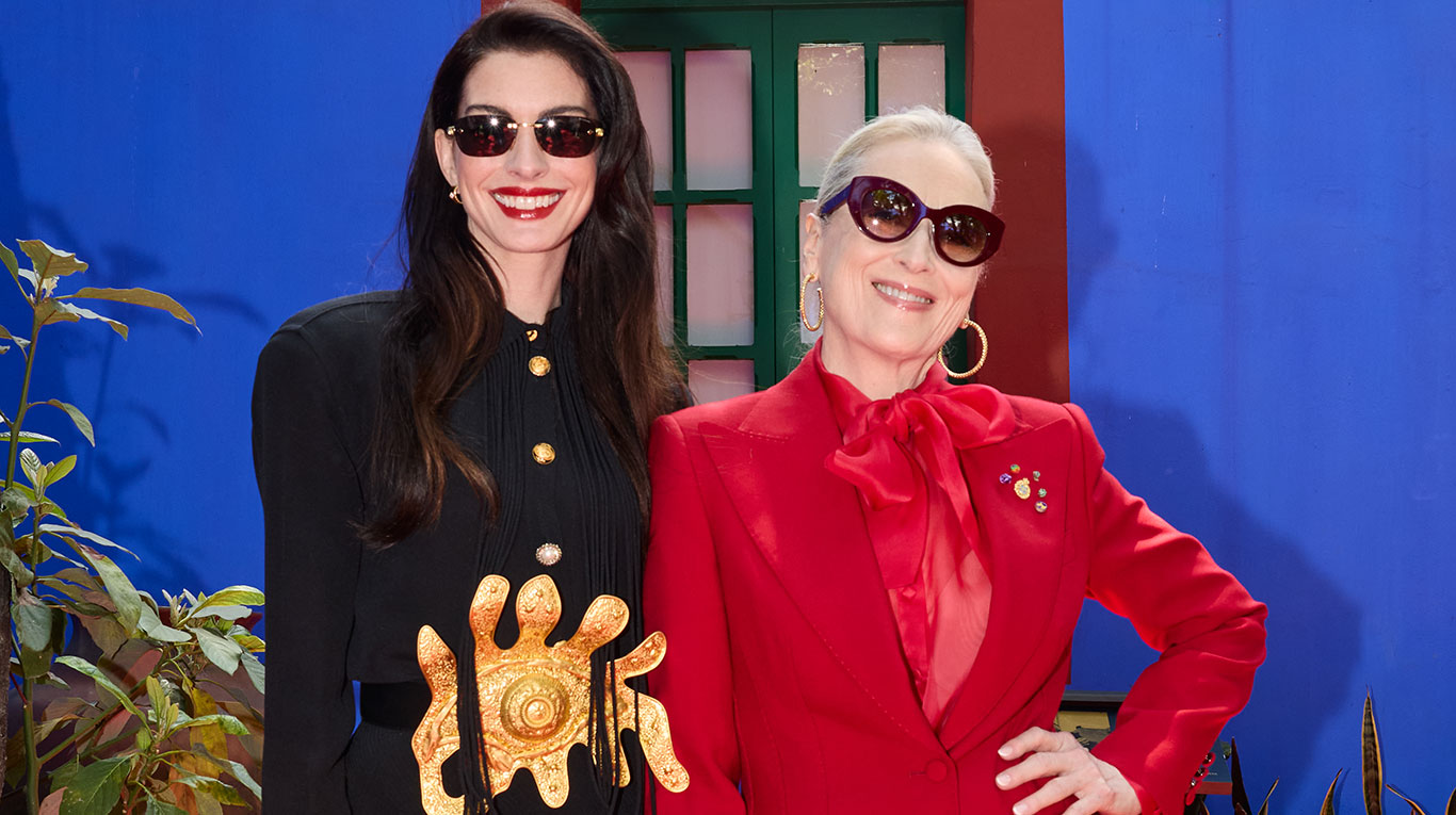 LA CIUDAD DE MÉXICO SE VISTIÓ A LA MODA PARA RECIBIR A MERYL STREEP  Y ANNE HATHAWAY, EN LA PRIMERA PARADA DEL TOUR GLOBAL DE  EL DIABLO VISTE A LA MODA 2