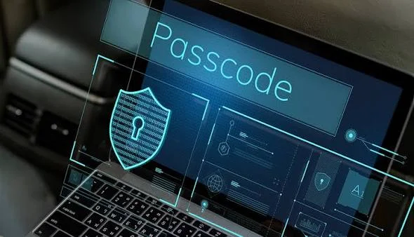 Cómo proteger tus datos cuando viajas con una laptop