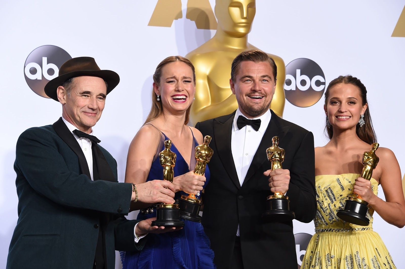 Leonardo DiCaprio y Brie Larson entregarán los premios Oscars 2017