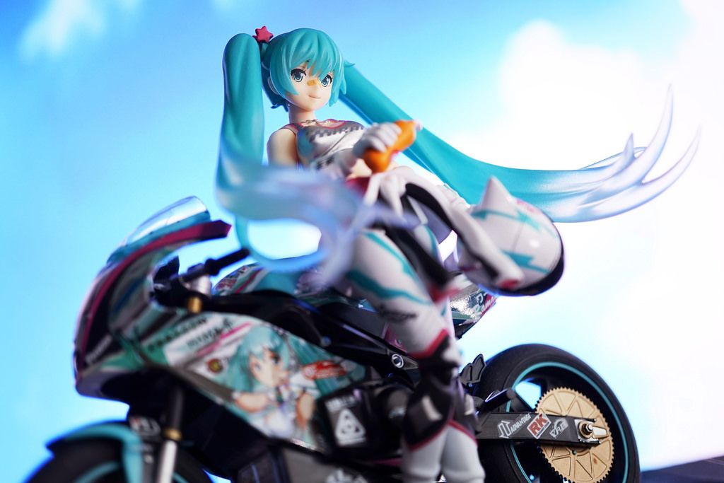 [Good Smile Company] Racing Miku 2014: EV MIRAI ver.