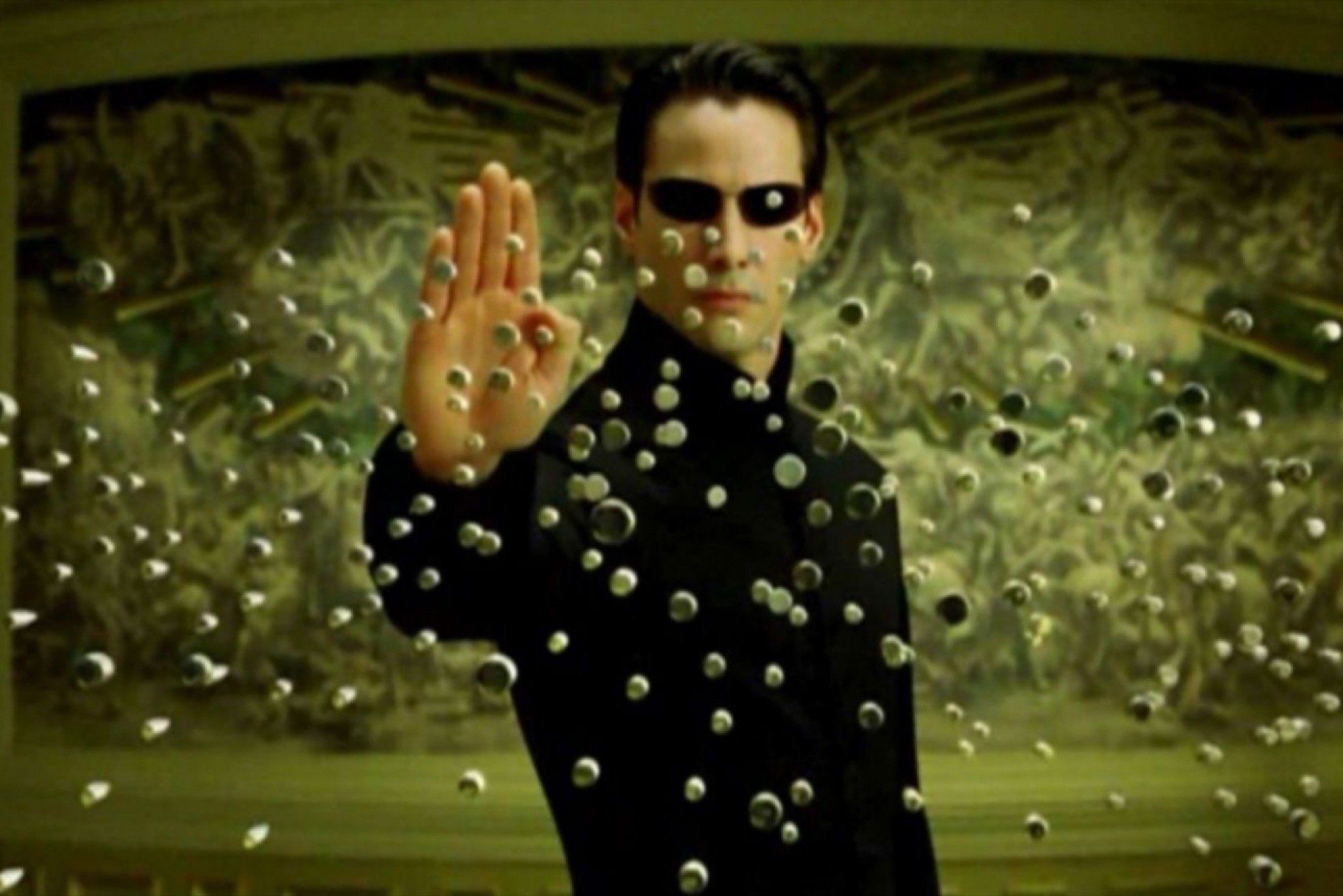 Injustice 2 casi alinea a Neo de Matrix