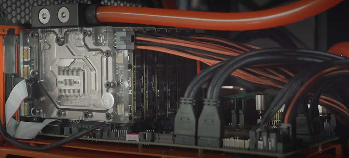 Una super computadora de $30.000 para 7 jugadores