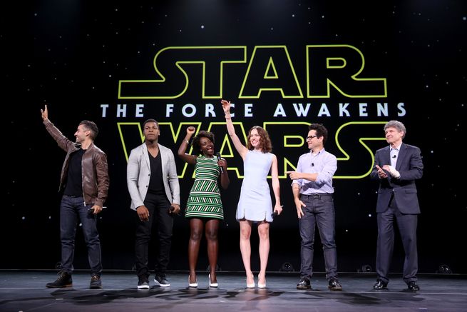 Presentación de Star Wars: The Force Awakens con Harrison Ford desde la D23