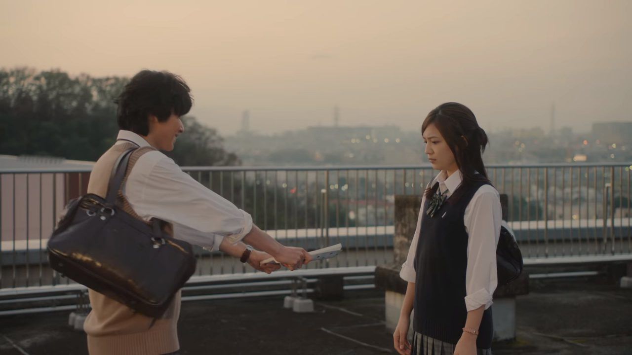 La película de Isshukan Friends se muestra en un tráiler con su tema principal