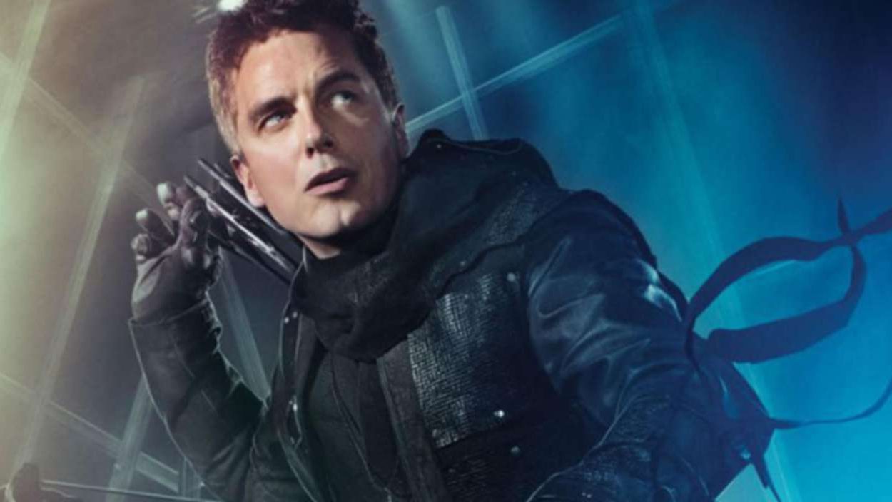 John Barrowman regresará para la última temporada de Arrow