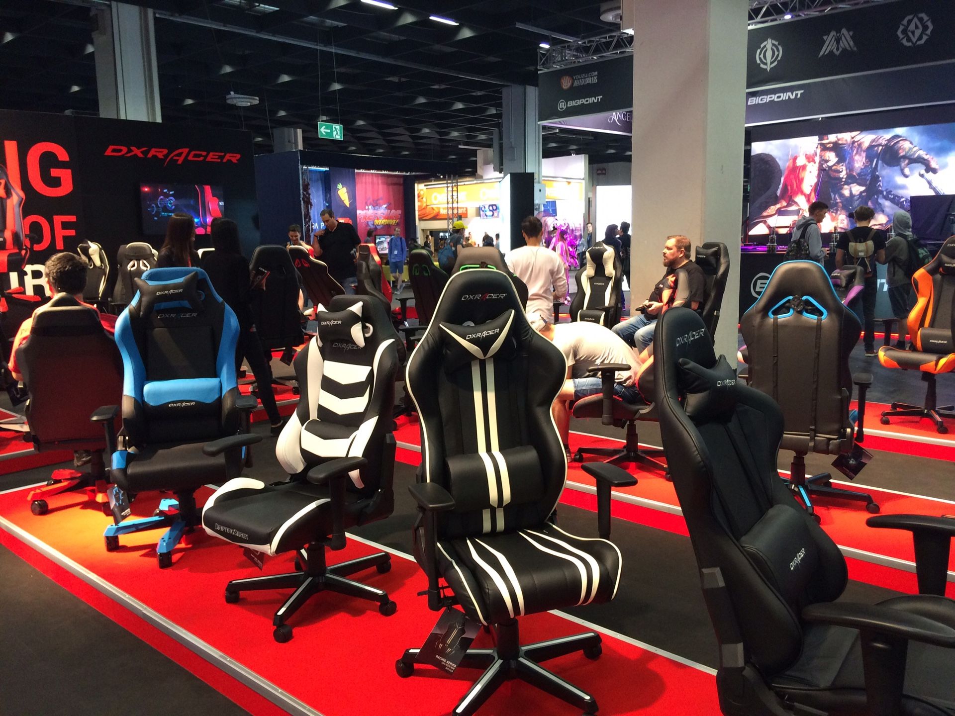 DXRacer presenta su nueva gama Sentinel Series en la Gamescom 2016