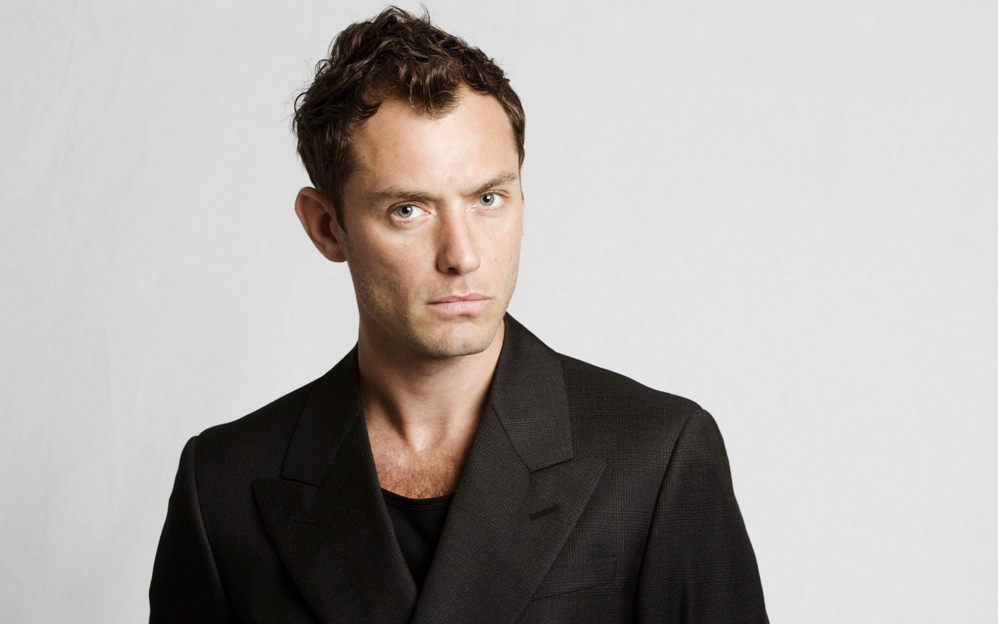Jude Law en la próxima mini serie de HBO y Sky