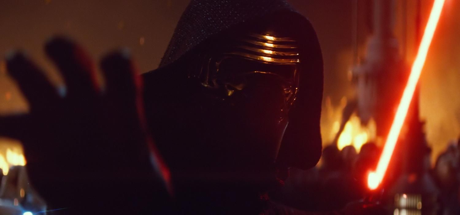 Kylo Ren recuperaría su casco para Episode IX