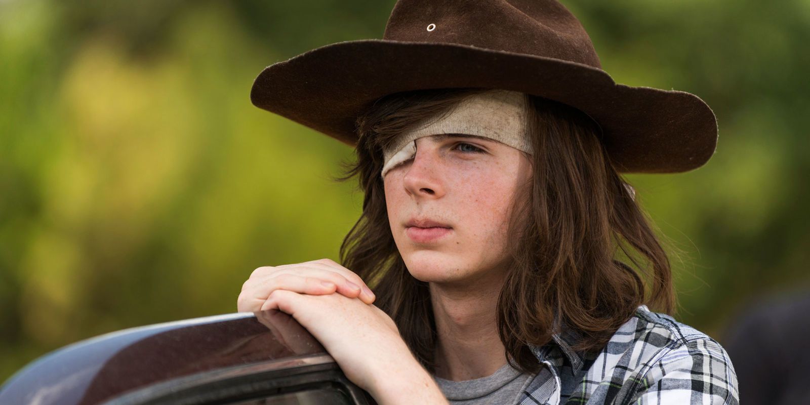 Chandler Riggs volvería como Carl Grimes