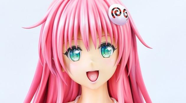 Ponen a la venta una figura tamaño real de Lala Satalin por 25.000 dólares