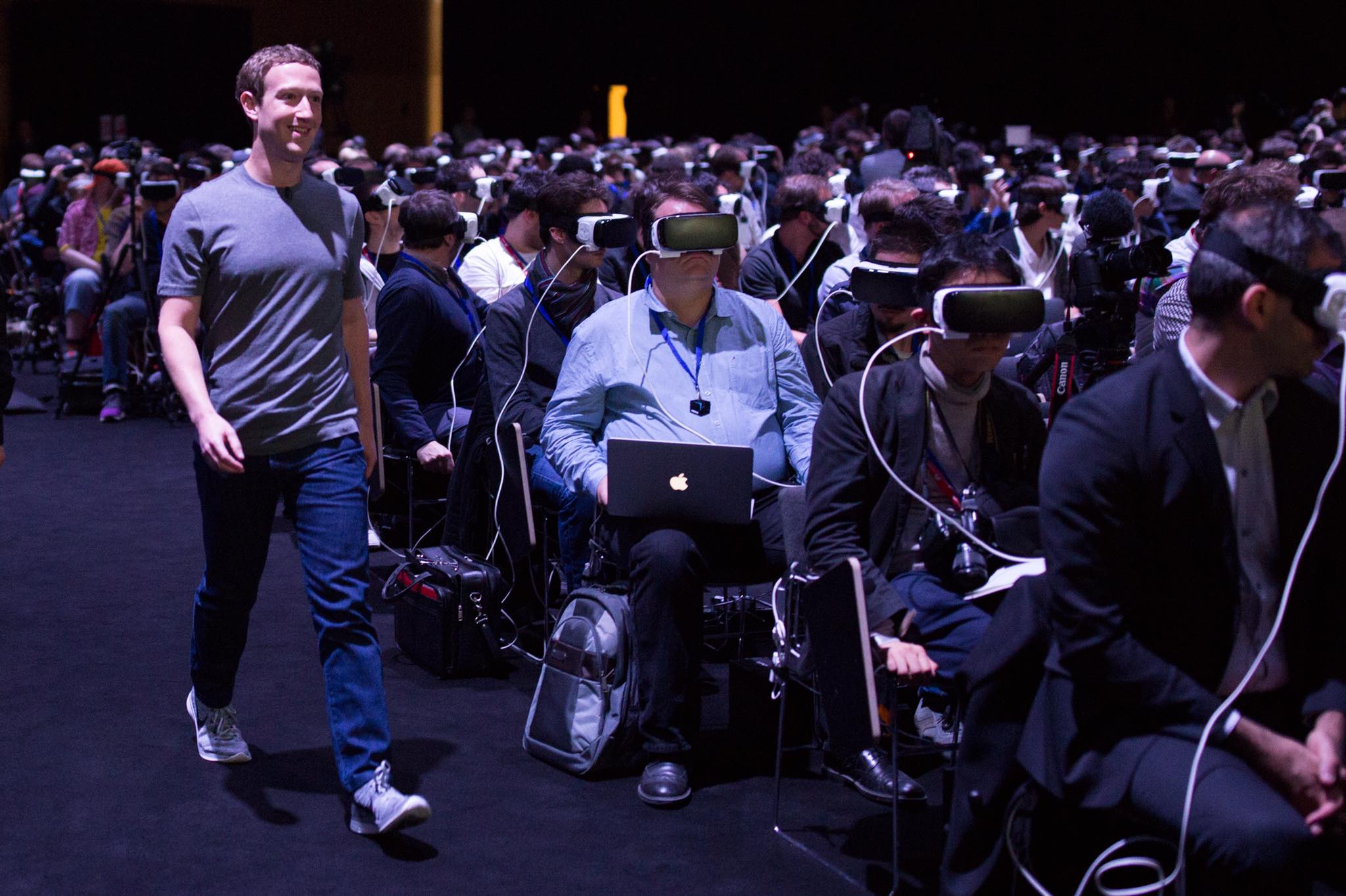 Mark Zuckerberg habla sobre la realidad virtual y su futuro