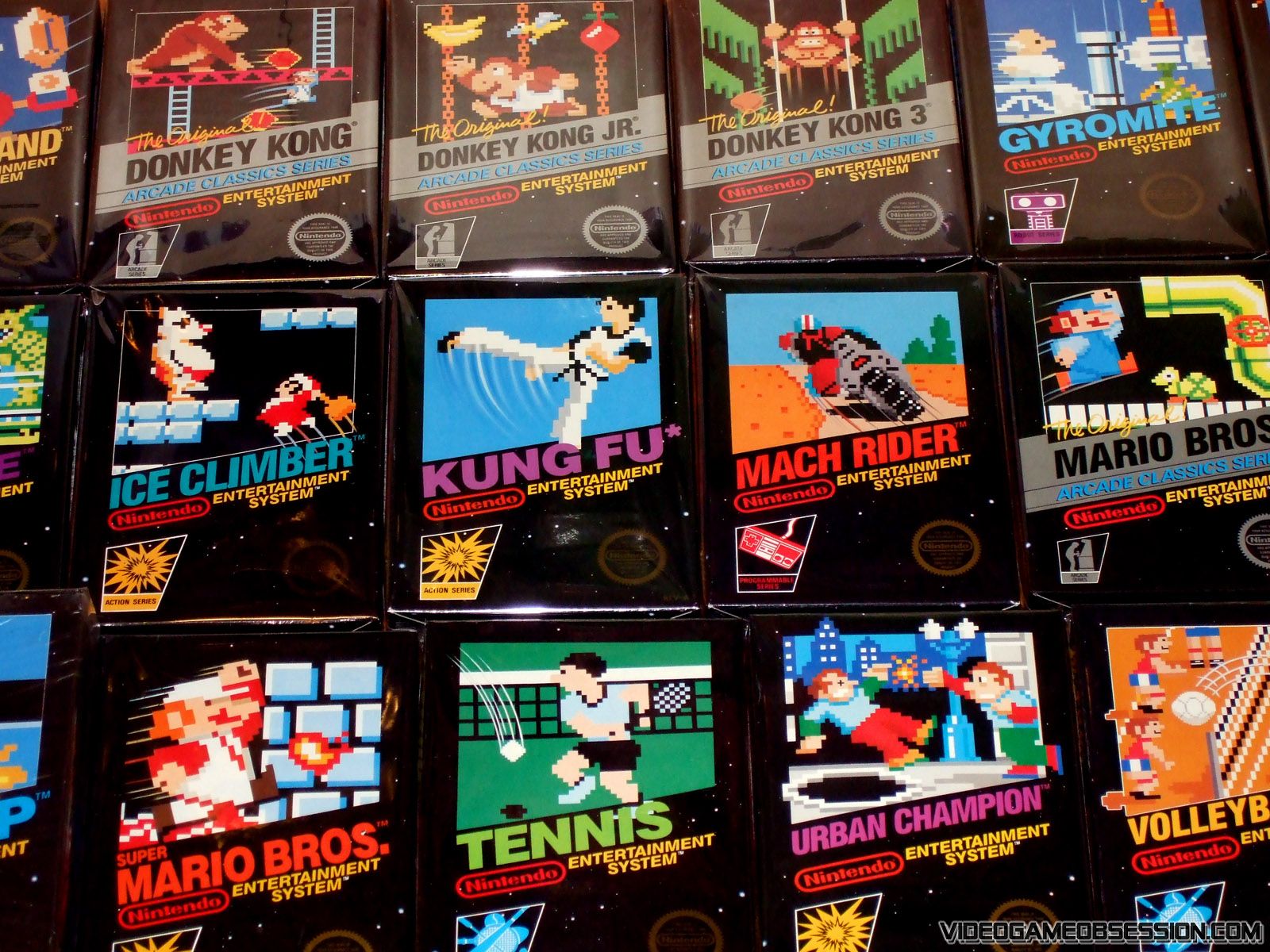 Una mujer vende sin permiso la colección de más de 1000 juegos de NES de su marido