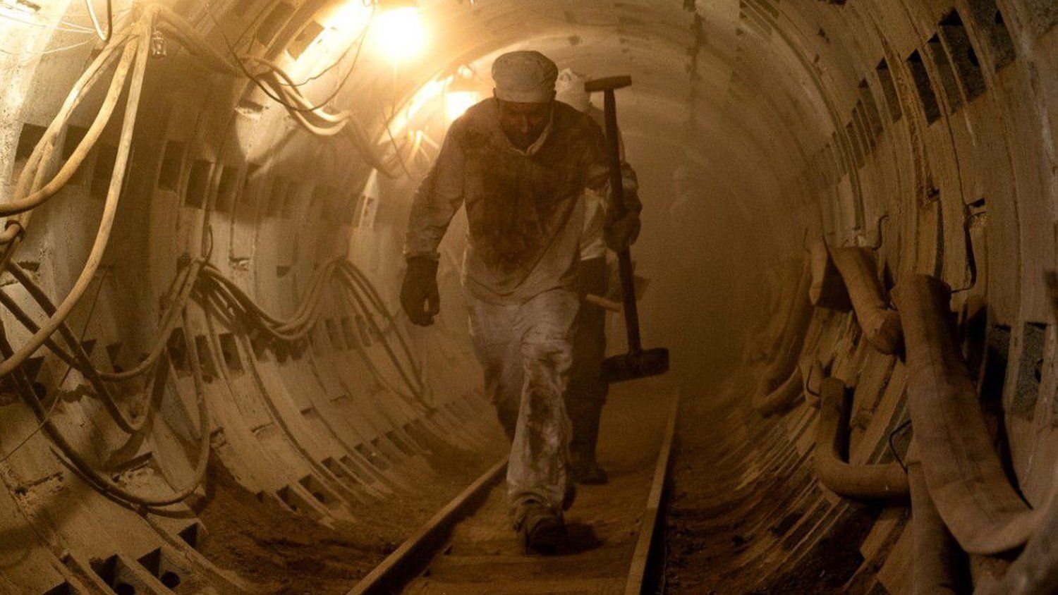 Un detrás de escenas de Chernobyl nos muestra la escala de su producción