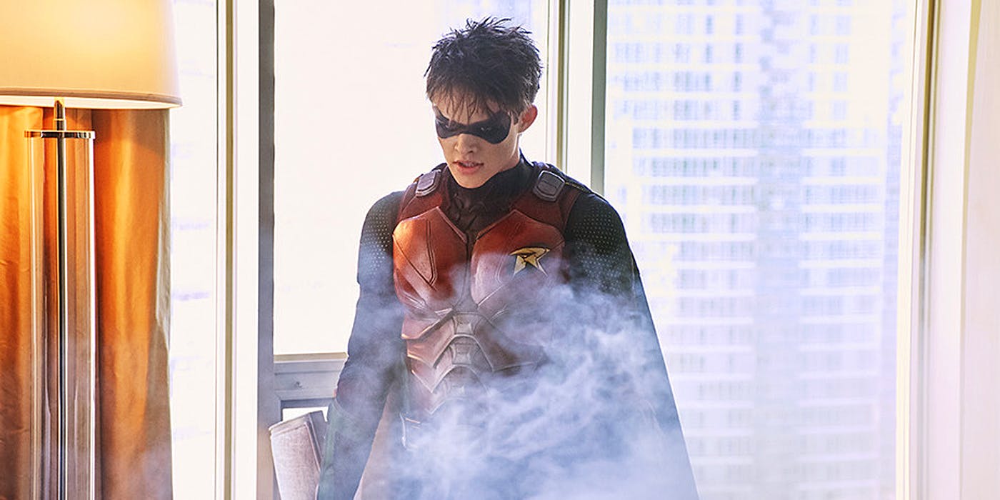 Titans: Jason Todd aparece como el segundo Robin en el quinto episodio