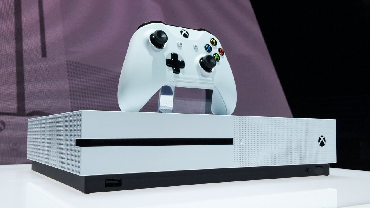 Anuncian un pack de Xbox One S con Madden y Halo Collection